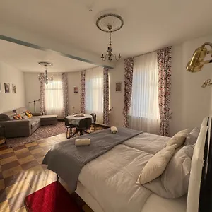 Alloggio in famiglia Dokstudio50