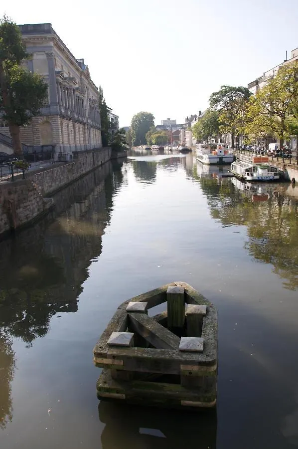 Artist'S Loft & Garden Bed and Breakfast Gent 3*,  Belgien
