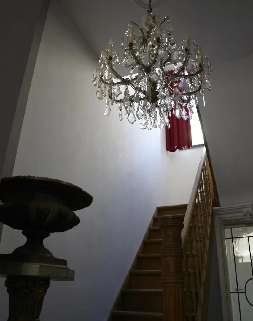 Artist'S Loft & Garden Bed and Breakfast Gent Bed & Breakfast